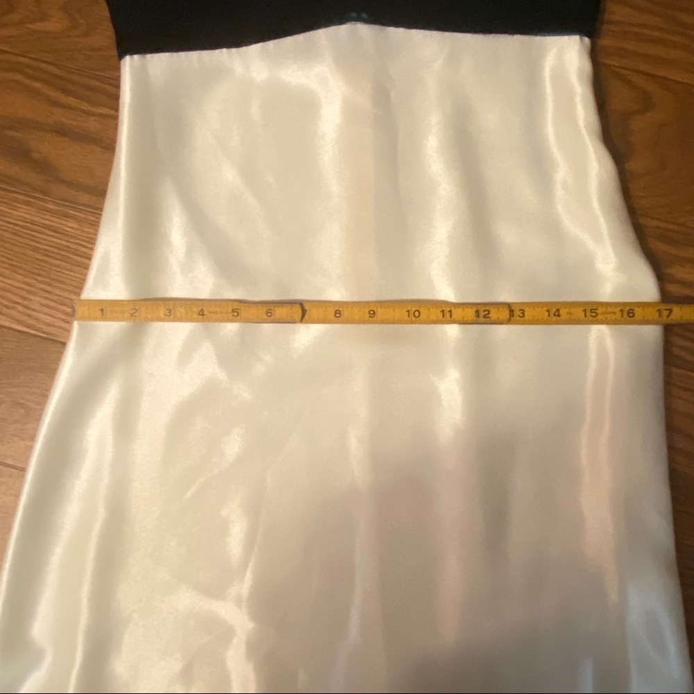 1950’s Vintage Elegant Green Velvet & Satin Formal Gown With Cutout Back, Medium - Picture 12 of 15